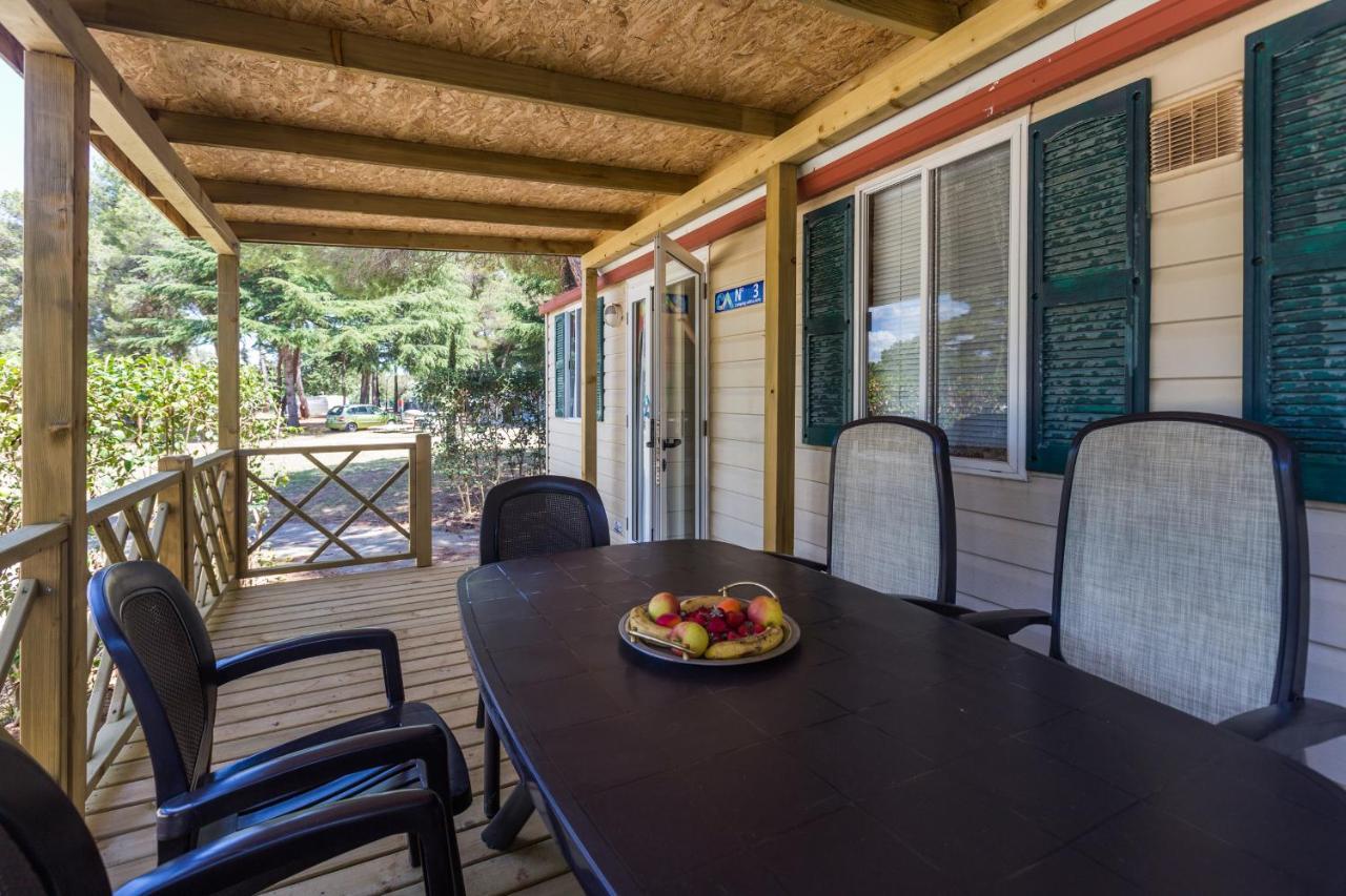 Camping Adria Mobile Homes In Brioni Sunny Camping Pula Exterior foto